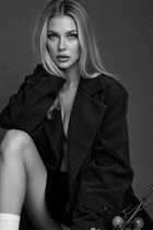 Ukrainian bride olena from kiev with Light Brown hair age 34 photo-5