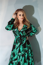 Esposa ucraniana nataliya de lyubotin con pelo Marrón oscuro y edad 39 photo-2