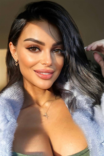 Date Femmes ukrainiennes aleksandra de kharkov avec Brunette cheveux, âge 34