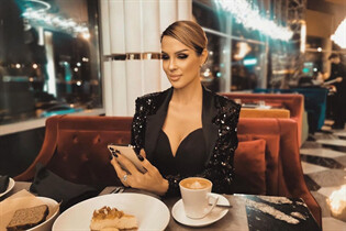 Beautiful russian bride margarita from saint-petersburg with Blonde hair age 48 photo-17