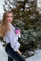 Pretty girl diana from vienna with Dark Brown hair age 27 photo-1