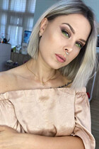 Beautiful Ukrainian woman irina from kamianske with Blonde hair age 40 photo-4