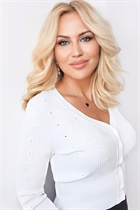 Pretty girl elena from paris with Blonde hair age 50 photo-3