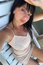 Dating a ukrainian woman galina from chernivtsi with Black hair age 28 photo-7