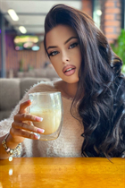 Chica ucraniana kristina de kiev con pelo Negro y edad 39 photo-1