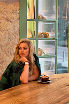 Date Ukrainian women inna from kyiv with Blonde hair age 32 photo-17