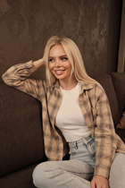 Jolie fille yevheniia de tbilisi avec Blond cheveux, âge 33 photo-10