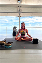 Girl from dubai yulia with Blonde hair age 38 photo-11