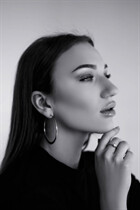 Ukrainian girl polina from odessa with Light Brown hair age 26 photo-7