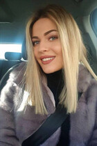 Ukrainian beauty elena from rome with Blonde hair age 36 photo-10