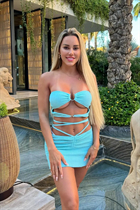 Bride from vienna vanessa with Blonde hair age 32 photo-4