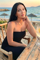 Sortir avec une femme allemande yulia de berlin avec Brunette cheveux 44 ans photo-1