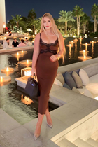 Dating ukrainian woman polina from kiev with Blonde hair age 18 photo-8