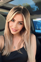 Mujer perfecta julia de buenos aires con pelo Marrón claro y edad 22 photo-7