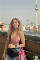 Gorgeous Ukrainian bride oleksandra from kyiv with Blonde hair age 27 photo-2