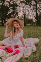 Superbe femme ukrainienne marina de chernigov aux cheveux Chatain clairs, age 24 photo-2