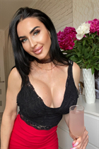 Ukrainian woman iuliia from kiev with Black hair age 44 photo-6