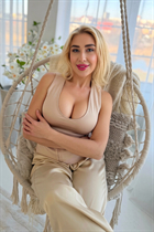 Fille ukrainienne yaroslava de kyiv avec Blond cheveux, âge 40 photo-4