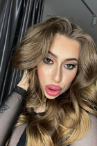 Épouse d'Ukraine anna de kiev avec Chatain clairs cheveux, âge 21 photo-17