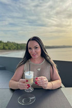 Dame ukrainienne liudmyla de lviv avec Noirs cheveux, âge 43 photo-4