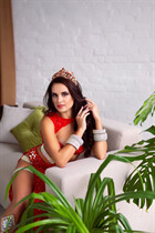 Chica ucraniana soltera arina de zaporozhye con pelo Marrón oscuro y edad 29 photo-2