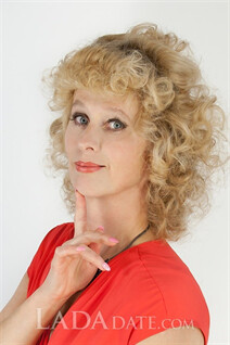 Ukrainian mail order bride tatiana from saint-petersburg with Light Brown hair age 49