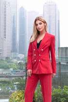 Chica ucraniana kristina de kiev con pelo Rubio y edad 33 photo-1