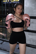 Novia de manila mabelle con pelo Negro y edad 25 photo-4