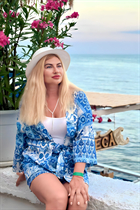 Romanian girl lyubov from bucharest with Blonde hair 44 years old photo-16
