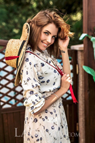 Dating a moldovan girl svetlana from tiraspol with Light Brown hair age 30 photo-4