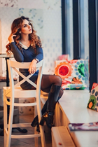 Mariée de vilnius ruslana avec Brunette cheveux, âge 33 photo-1