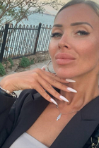 Dating a ukrainian girl daria from kiev with Blonde hair age 37 photo-7