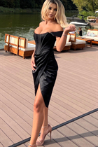 Femme roumaine maria de bucharest avec Blond cheveux 38 ans photo-41