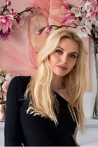 Perfect woman valentina from buffalo with Blonde hair age 37 photo-35