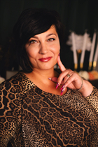 Pretty Ukrainian girl olga from mykolaiv with Black hair age 57