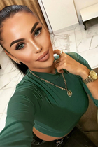 Fille de alania elmira aux cheveux Noirs, age 39 photo-4