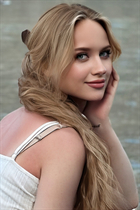 Bride from wrocław veronika with Blonde hair age 24 photo-18