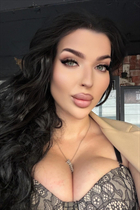 Date ukrainian girl valeriia from poltava with Black hair age 24 photo-24