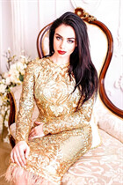 Linda chica ucraniana anastasiia de kiev con pelo Negro y edad 34 photo-10