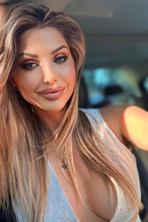 Pretty Ukrainian woman lilia from odessa with Blonde hair age 40