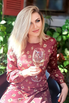 Chica de zagreb anna con pelo Rubio y edad 42 photo-12