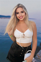 Ukranian bride viktoriia from kharkov with Blonde hair age 23 photo-6