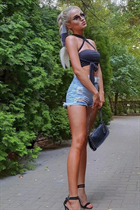 Modelo ucraniana yana de zaporozhye con pelo Rubio y edad 37 photo-16