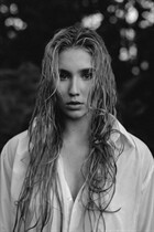 Ukranian bride katerina from kherson with Black hair age 23 photo-3