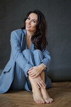 Ukrainian girl model marianna from uzhgorod with Black hair age 41 photo-14