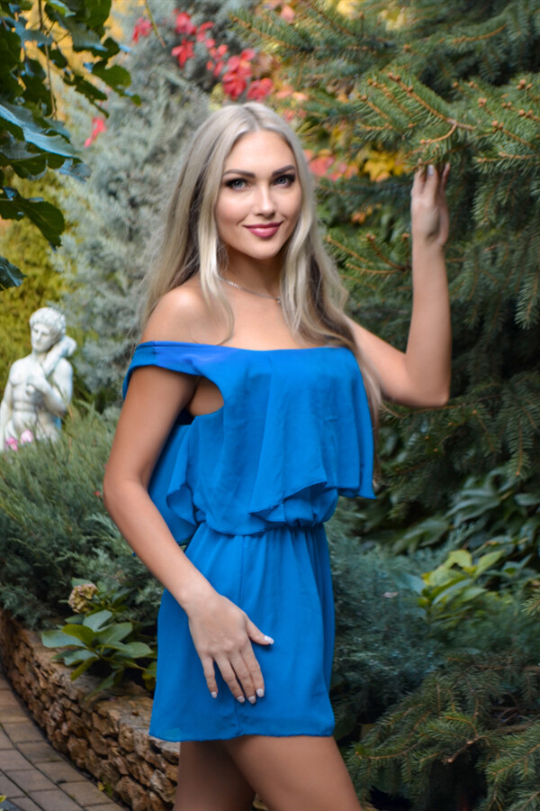 Beautiful Viktoria 41 Y O From Nikolaev With Blonde Hair Id 447263 Ukrainian Brides