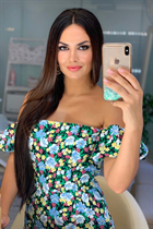 Ukrainian lady alina from kiev with Dark Brown hair age 31 photo-23