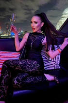 Jolie fille tatiana de london avec Brunette cheveux, âge 41 photo-3