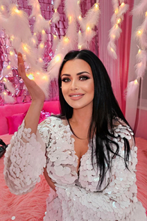 Dating a ukrainian woman anna from odessa with Black hair age 42