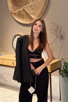 Pretty girl alena from dubai with Dark Brown hair age 38 photo-3